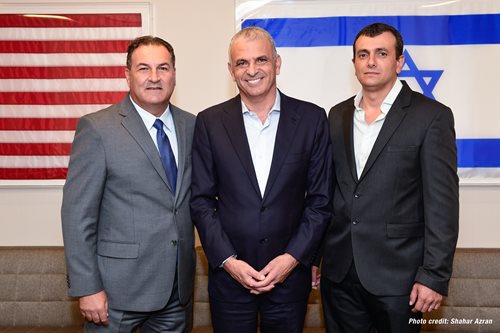 Israel-Maimon-Warren-Buffett.jpg